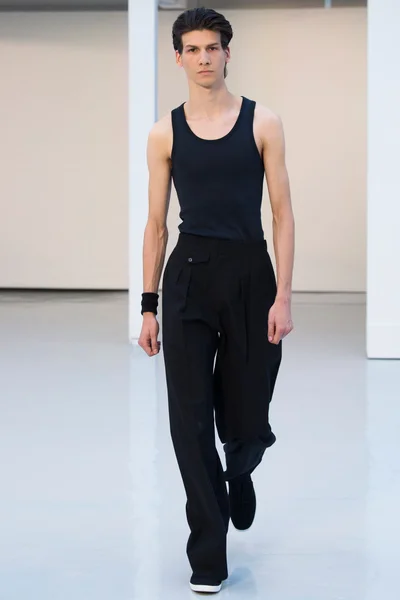 Look 2
